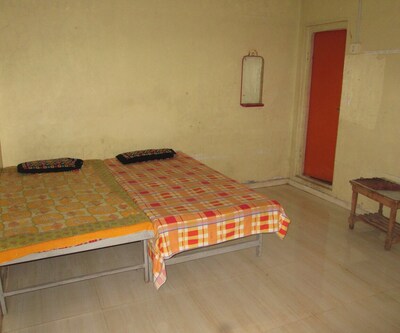 New Kailash Hotel Lodging & Boarding